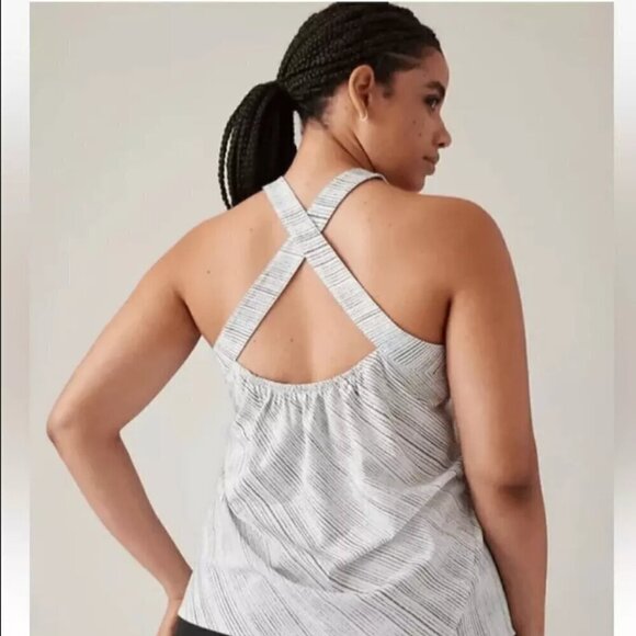 ATHLETA Arrival Tank Amara Stripe Size XS White & Black Strip #587950 - MSRP $79 - Picture 1 of 5